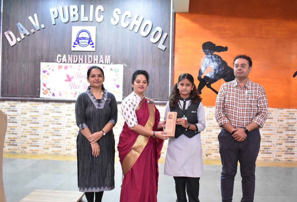 Slide {{ index + 1 }}